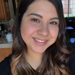 Meet your Posher, Alejandra